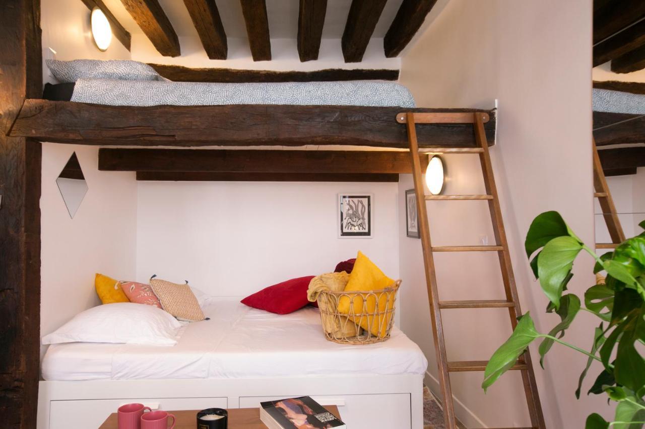 Authentic Apartment In Center Of Parisian Marais מראה חיצוני תמונה